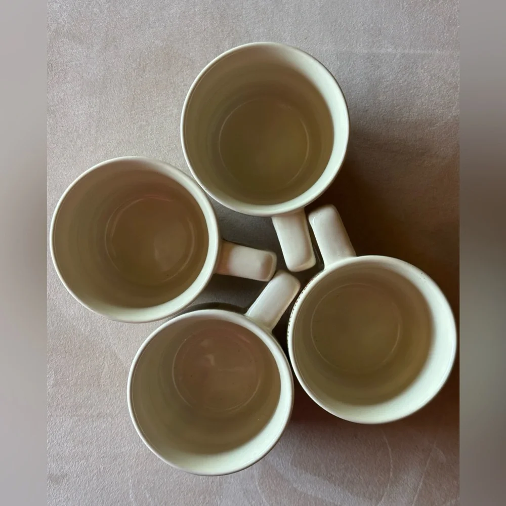 Pier 1 Imports Stacked Christmas Mugs. Joy Peace Noel Love. Includes rack.